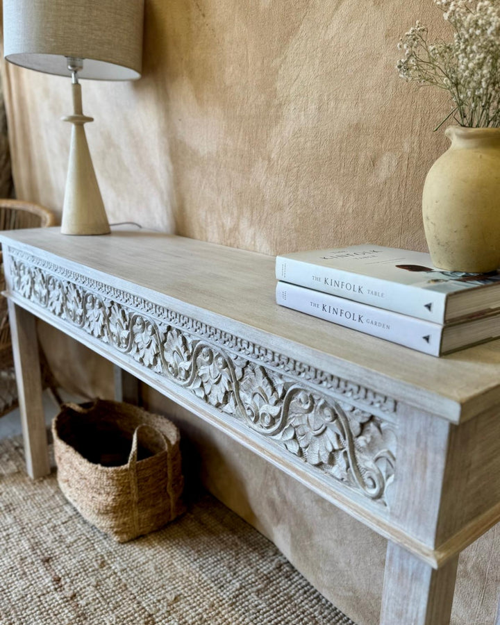 Hand-Carved Mango Wood Console Table – Creamwashed Finish with Floral Detailing (150cm