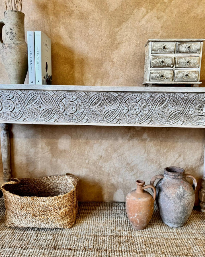 Hand-Carved Mango Wood Console Table – Creamwashed Finish with Floral Carving (150cm)
