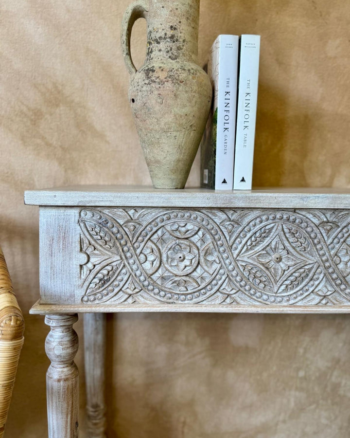 Hand-Carved Mango Wood Console Table – Creamwashed Finish with Floral Carving (150cm)