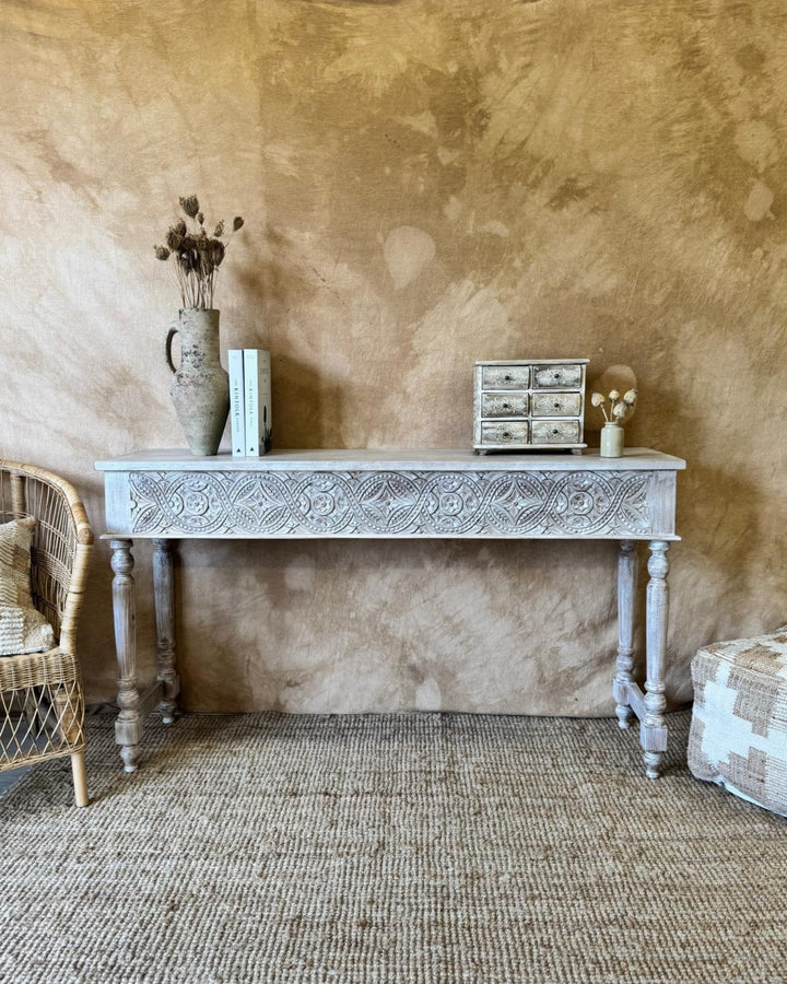 Hand-Carved Mango Wood Console Table – Creamwashed Finish with Floral Carving (150cm)