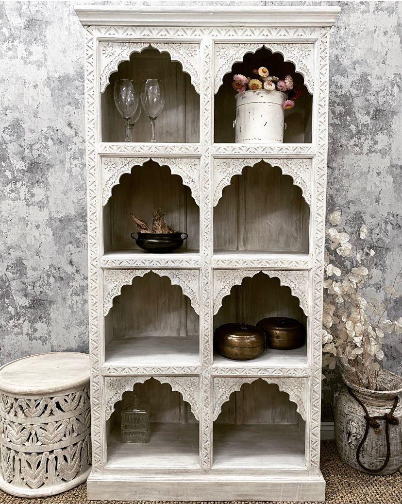Hand-Carved Mango Wood Bookcase – Whitewashed Finish with Eight Arched Display Shelves