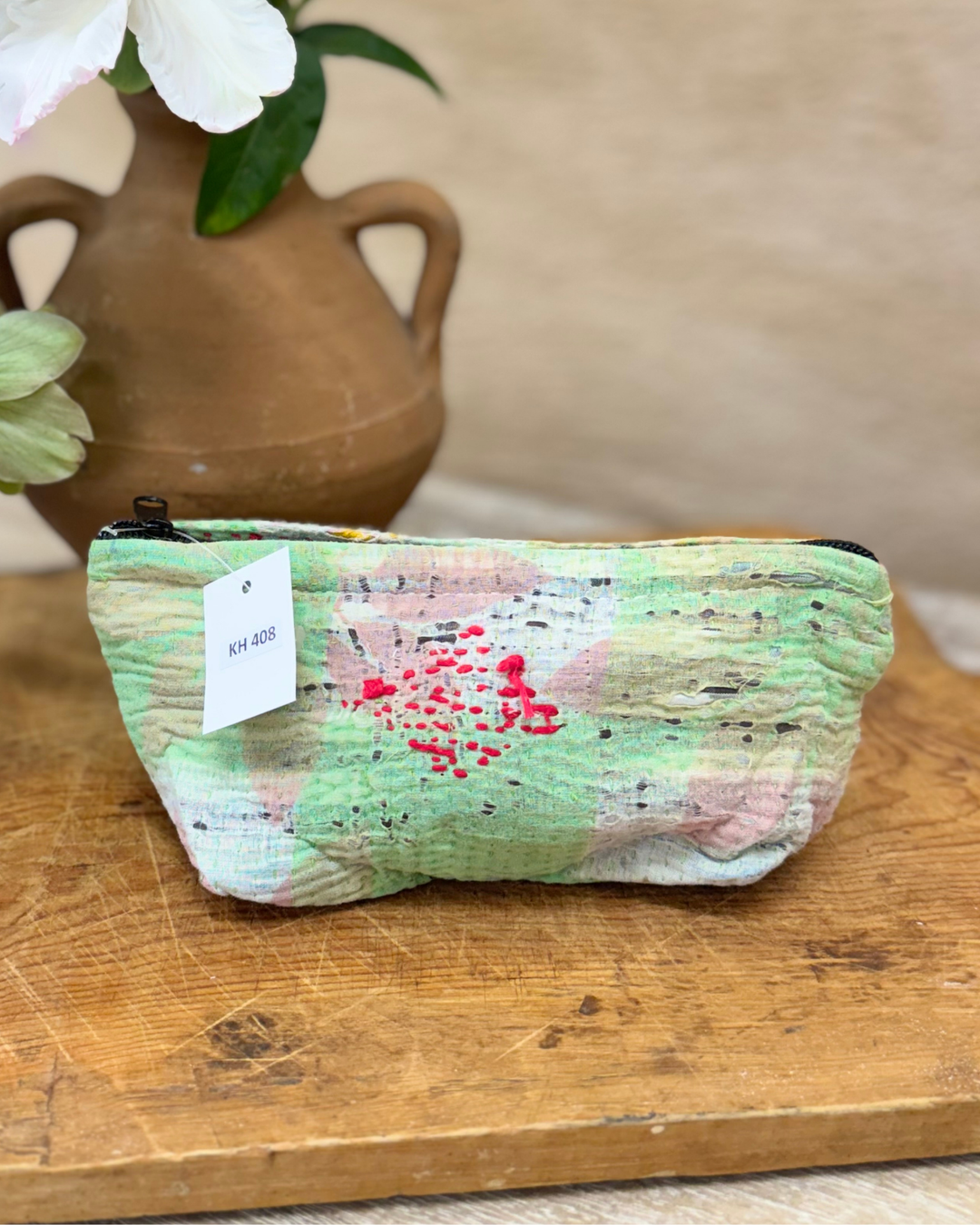 Small Wash Bag – Spring Green with Floral Threadwork