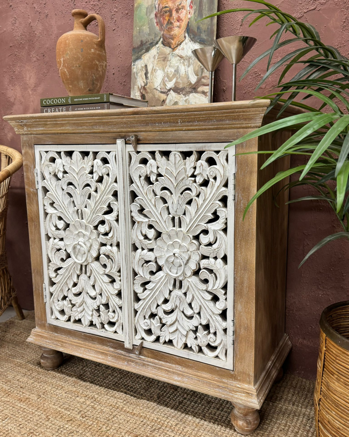 Hand-Carved Mango Wood Sideboard – 2 Doors with Whitewashed Floral Panels