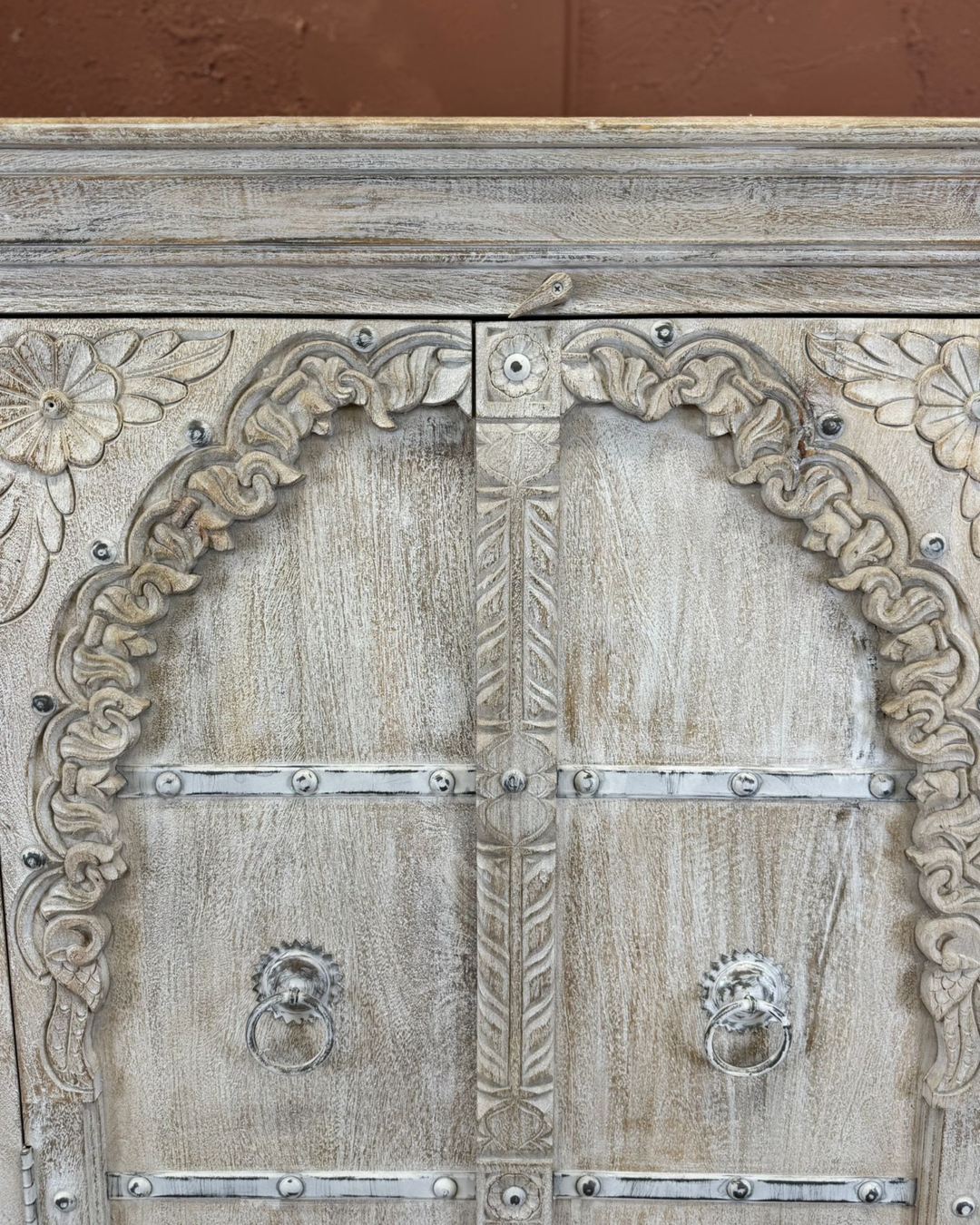 Hand-Carved Mango Wood 2-Door Armoire with Whitewashed Arch Design