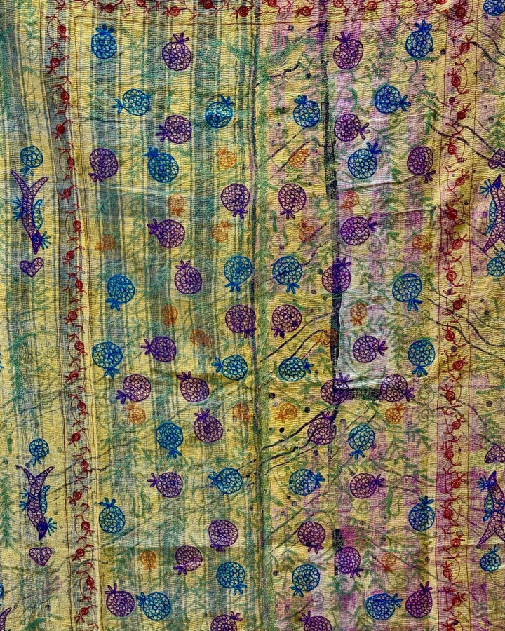 Vintage Hand-Embroidered Kantha Throw – Soft Pastel Sari with Botanical Stitchwork