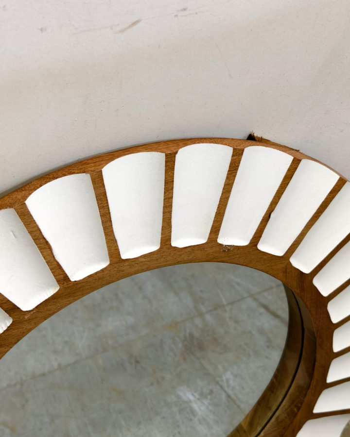 Round Mango Wood Wall Mirror – Whitewashed &amp; Natural Finish