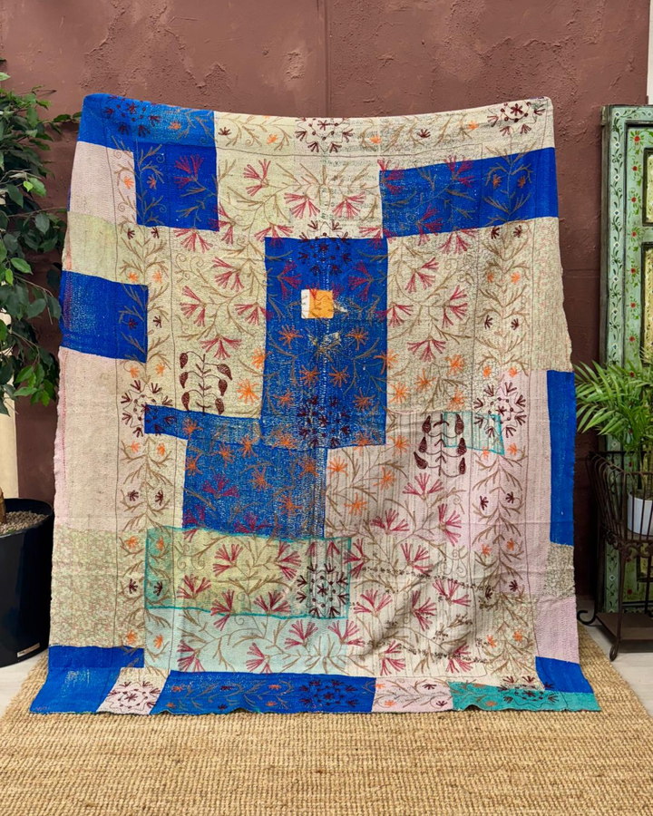 Vintage Hand-Embroidered Kantha Throw – Turquoise Sari with Royal Blue Reverse