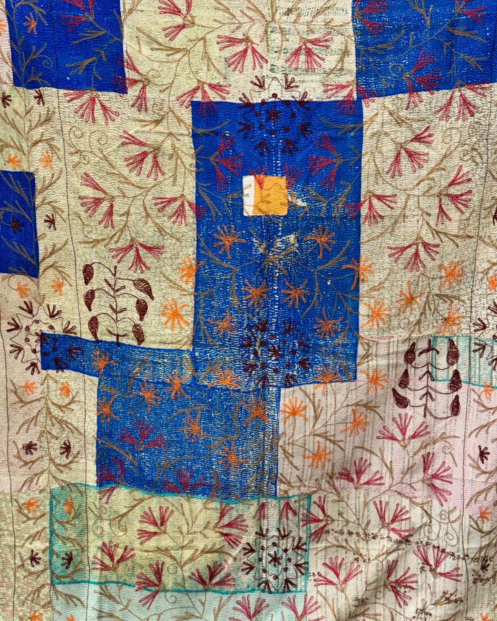 Vintage Hand-Embroidered Kantha Throw – Turquoise Sari with Royal Blue Reverse