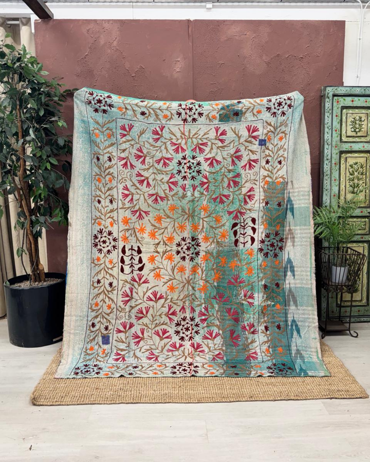 Vintage Hand-Embroidered Kantha Throw – Turquoise Sari with Royal Blue Reverse