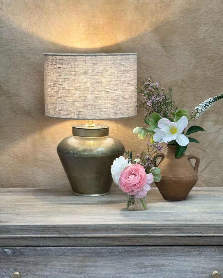 Brass Table Lamp – Small Vintage-Inspired Design with Linen Shade
