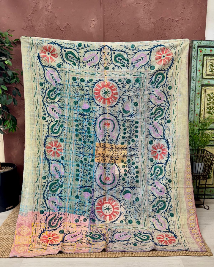 Vintage Hand-Embroidered Kantha Throw – Pink Sari with Bold Red & Navy Florals