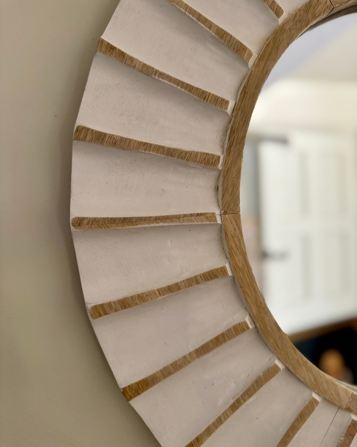 Round Mango Wood Wall Mirror – Whitewashed & Natural Finish