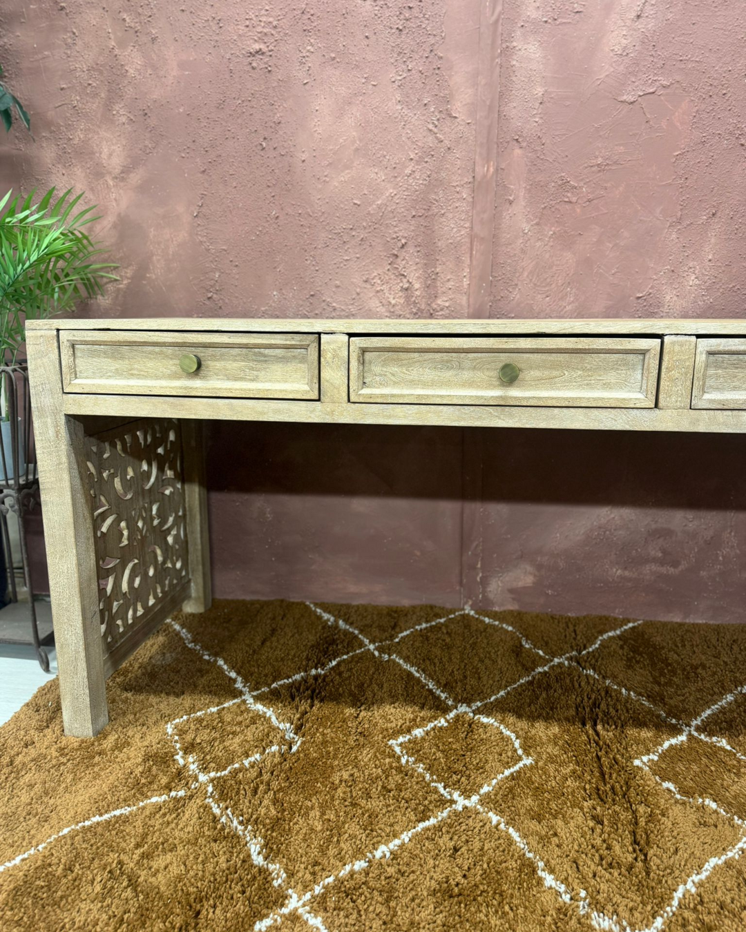 Hand-Carved Mango Wood Console Table – Beige Sandblasted Finish with 3 Drawers