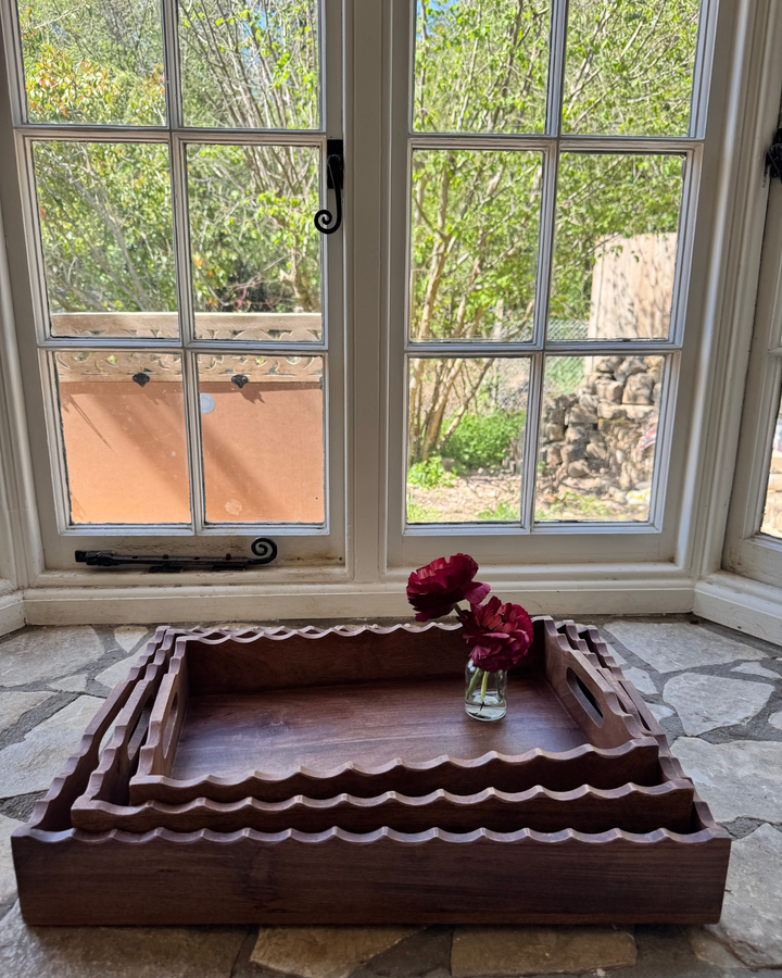 Set of 3 Hand-Carved Mango Wood Trays – Scalloped Edge Design