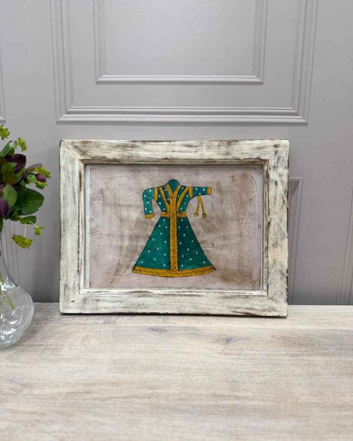 Vintage Mango Wood Framed Artwork – Hand-Painted Green Traditional Dress