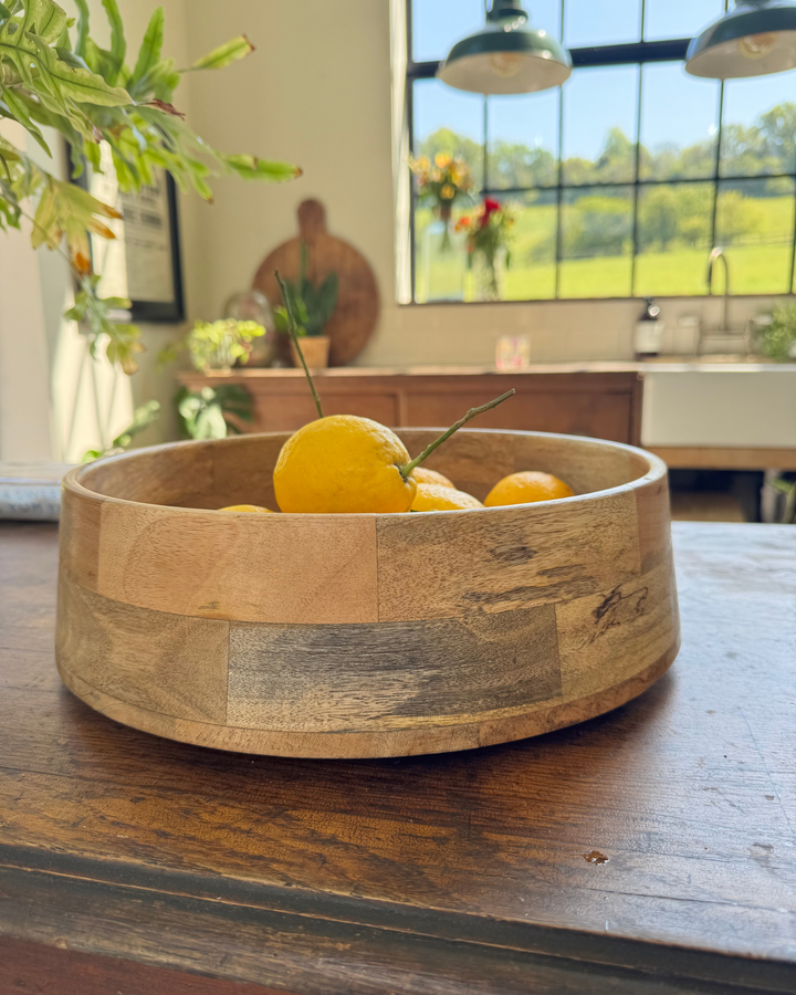 Hand-Carved Mango Wood Fruit Bowl – Natural Finish