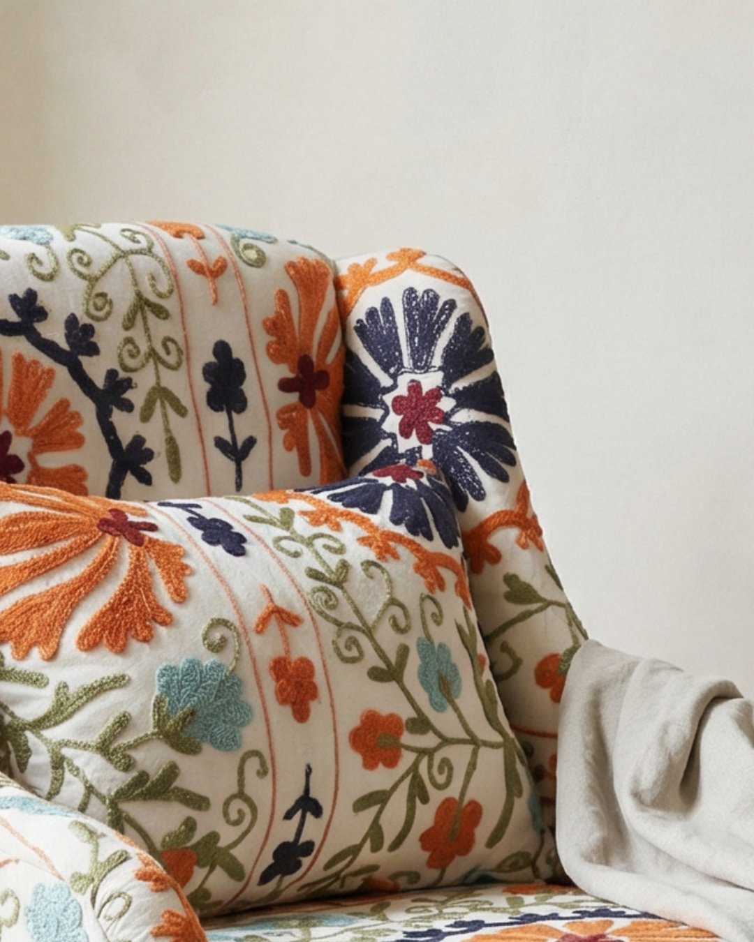 Hand-Embroidered Kantha Club Armchair – Floral Upholstery with Mango Wood Legs