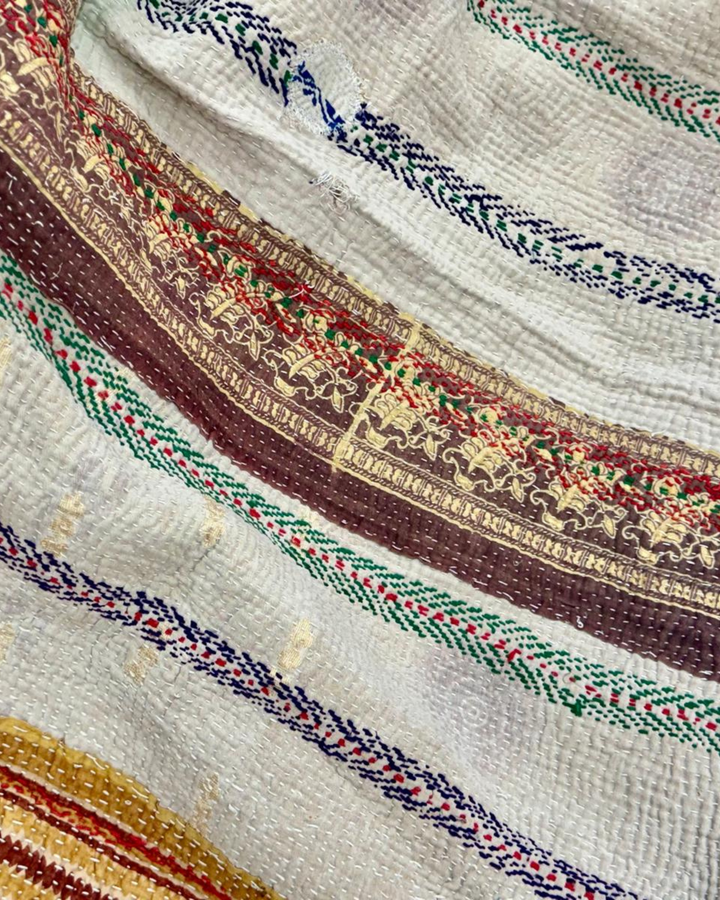 Vintage Hand-Embroidered Kantha Throw – Botanical Stripe Sari in Lilac, Green & Plum