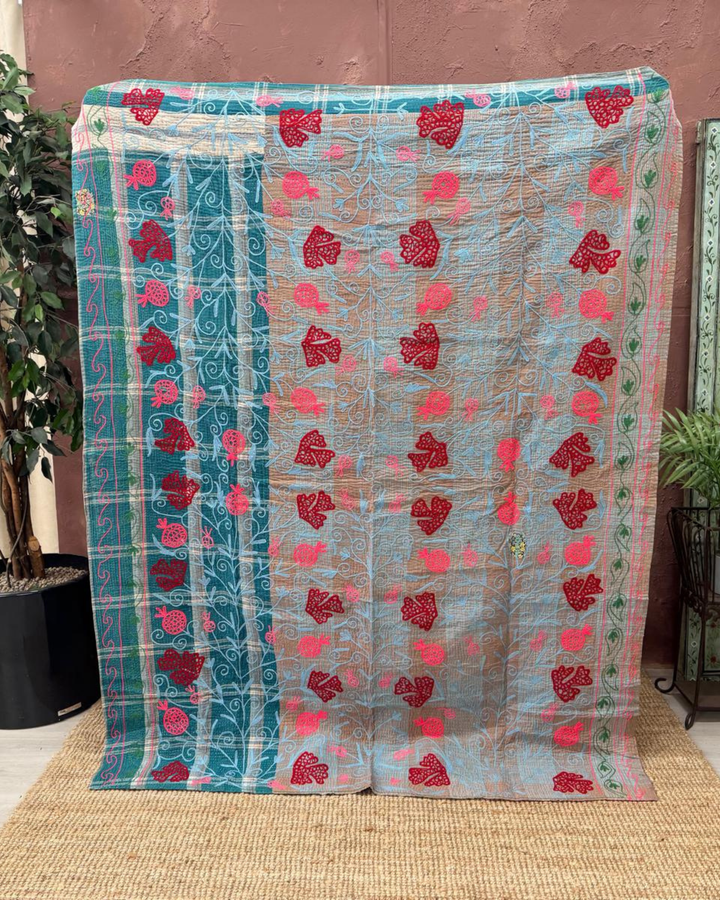 Vintage Hand-Embroidered Kantha Throw – Teal Plaid Sari with Red Botanical Motifs