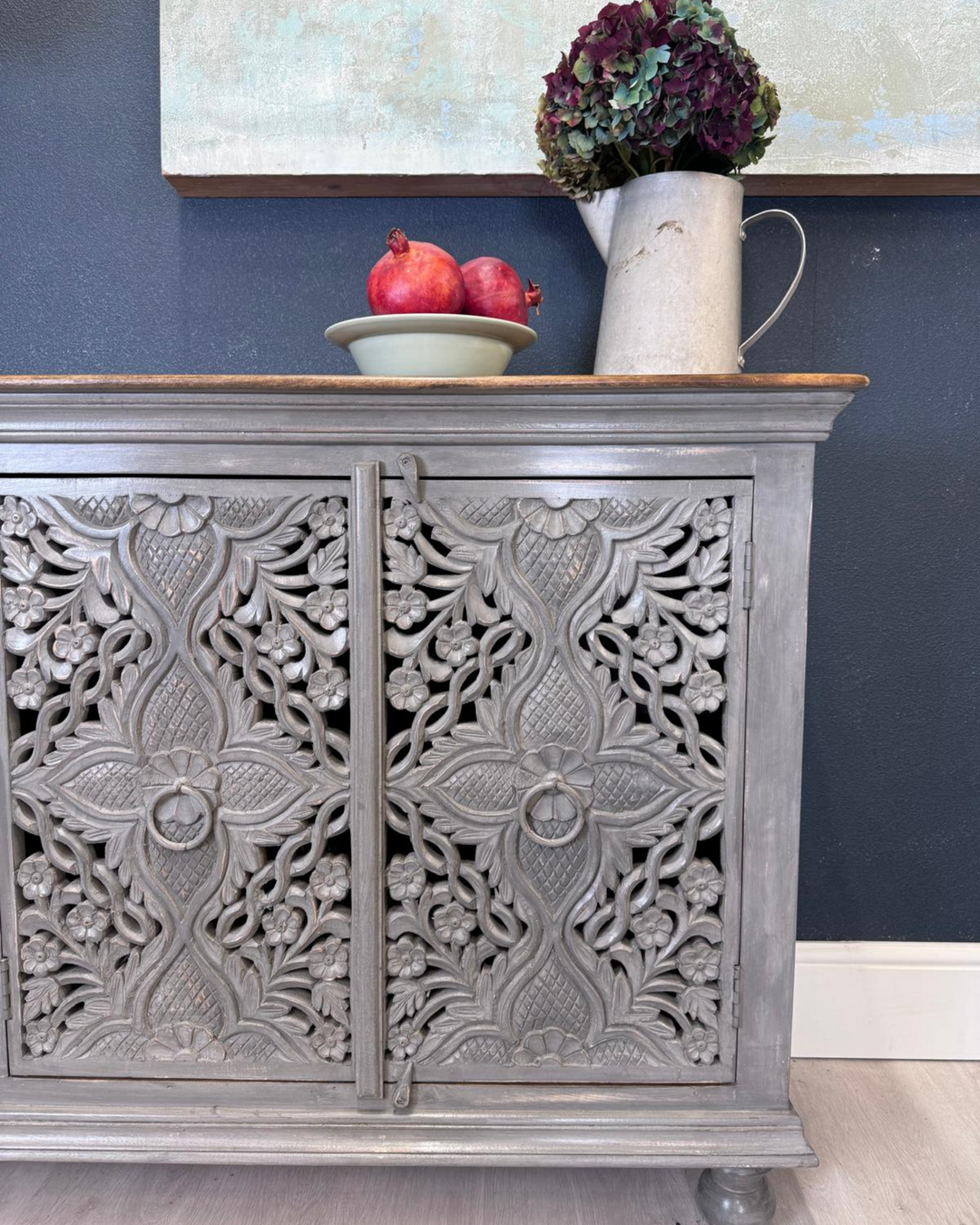 Hand-Carved Mango Wood 4-Door Sideboard - Grey