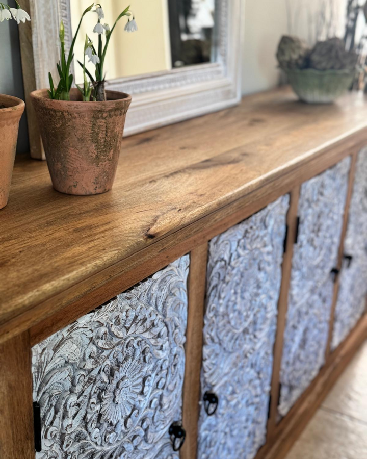 Hand-Carved Four Door Mango Wood Sideboard – Whitewashed Floral Wreath Design