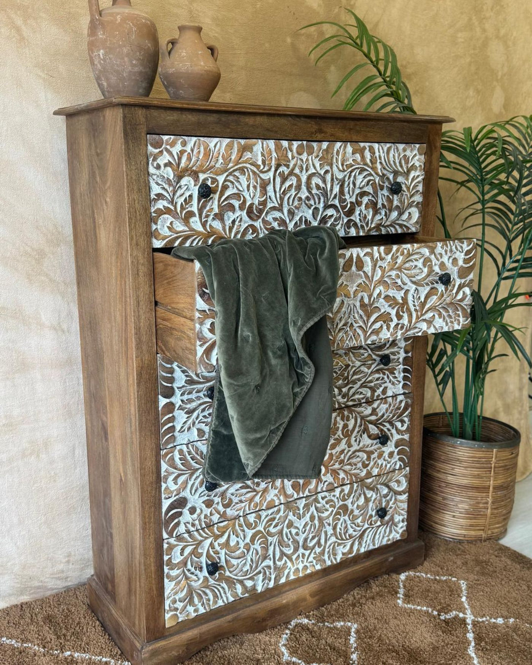 Hand-Carved Mango Wood Chest of Drawers – 5 Drawer Tallboy