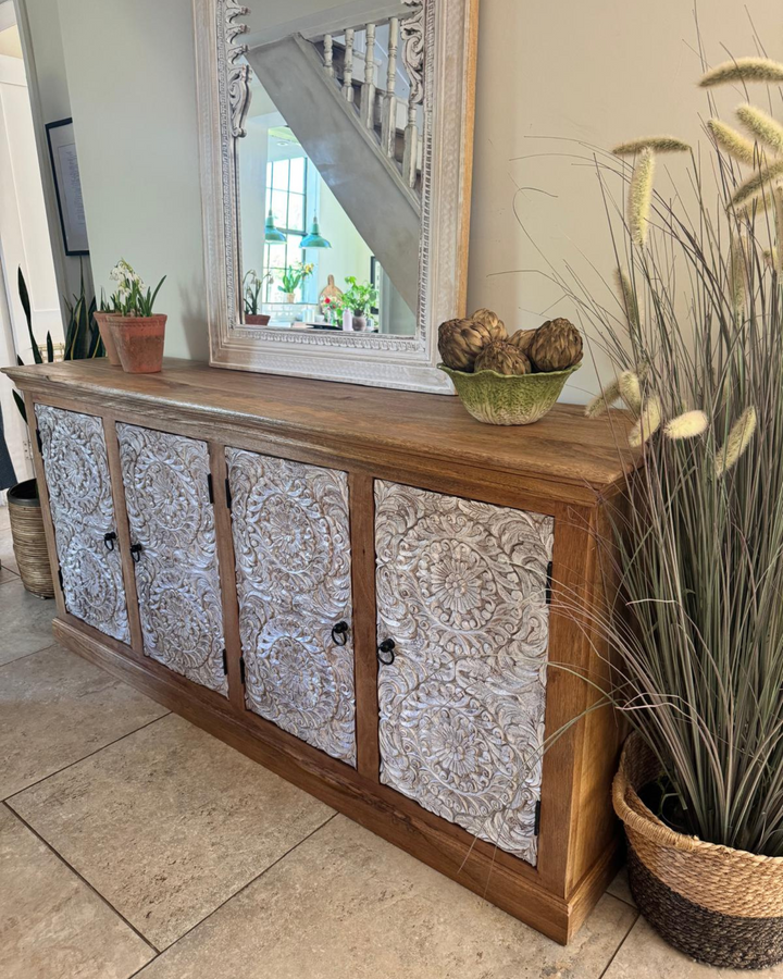 Hand-Carved Four Door Mango Wood Sideboard – Whitewashed Floral Wreath Design