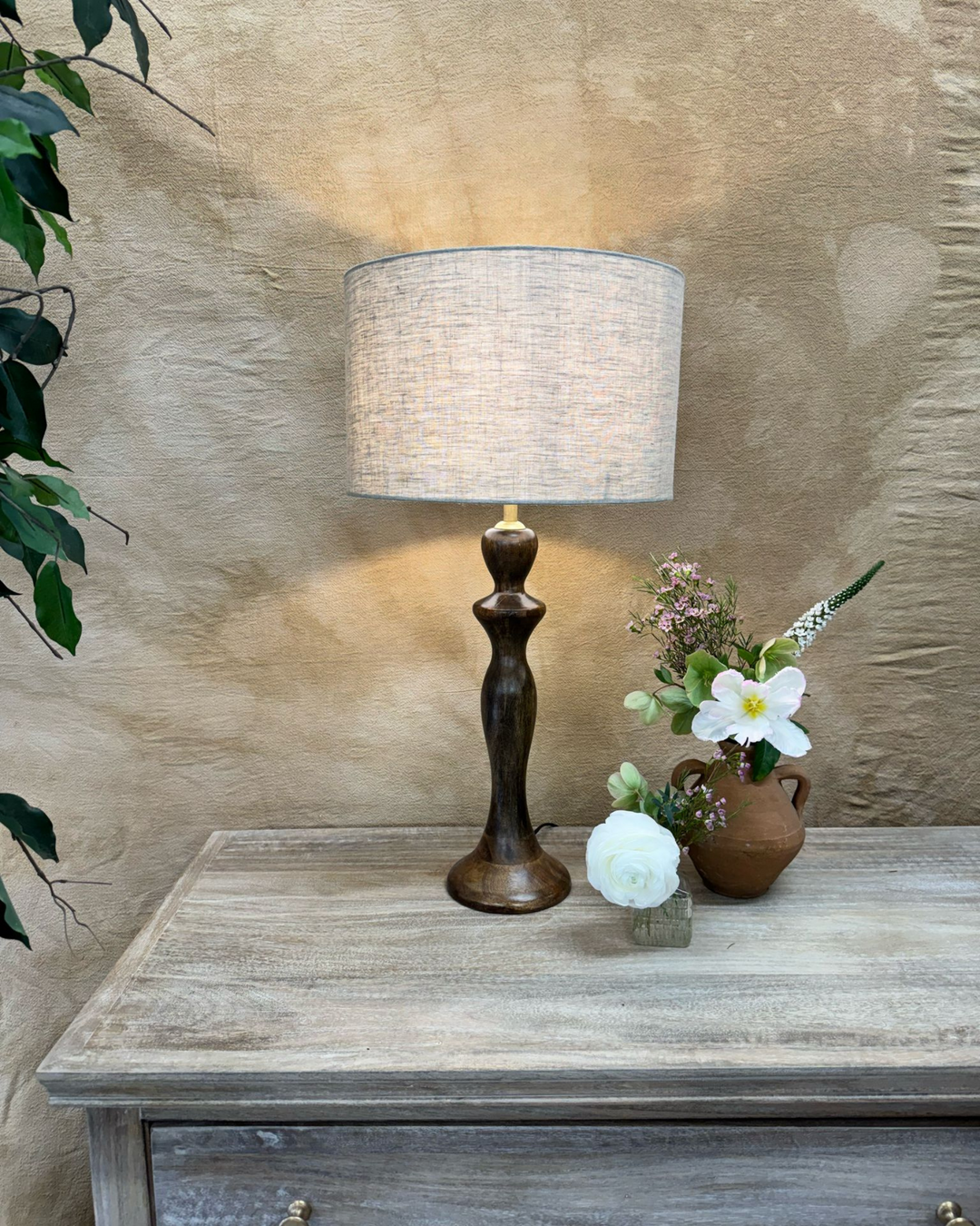 Handcrafted Mango Wood Table Lamp with Linen Shade – Polished Finish