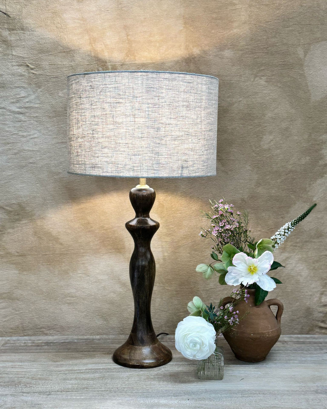 Handcrafted Mango Wood Table Lamp with Linen Shade – Polished Finish