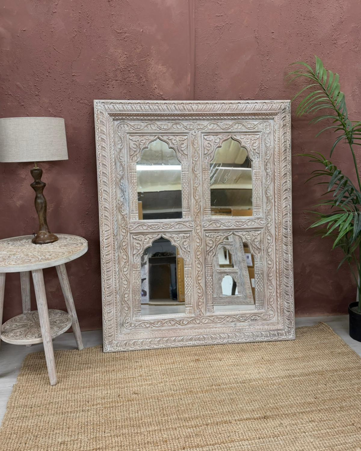 Four Panel Mango Wood Mirror – Creamwashed Arch Carved Design