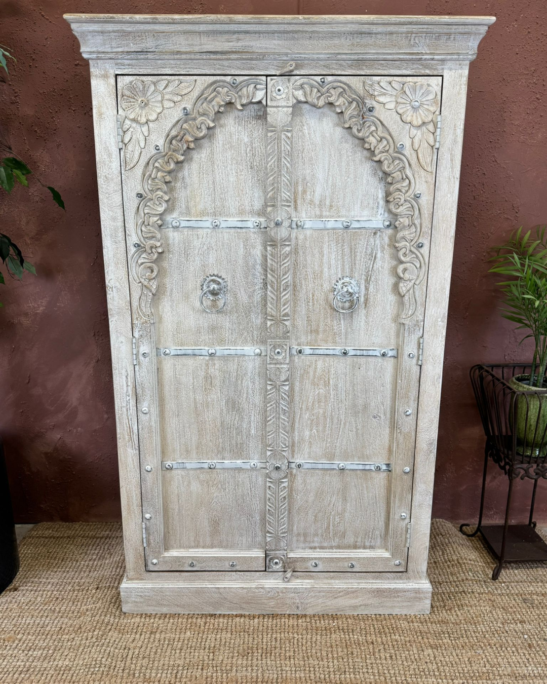 Hand-Carved Mango Wood 2-Door Armoire with Whitewashed Arch Design