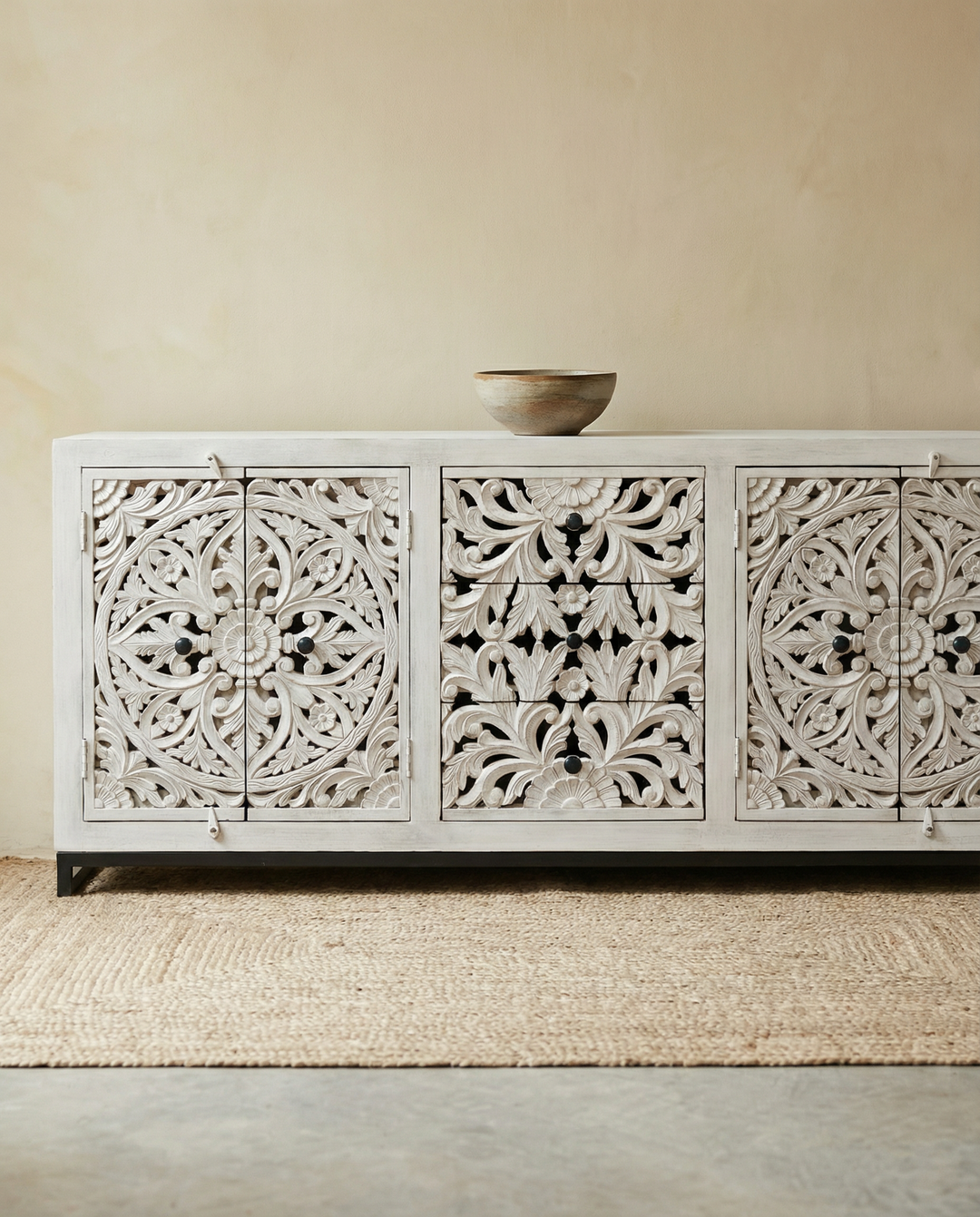 Hand-Carved Mango Wood Sideboard – Whitewashed 4 Door 3 Drawer Design