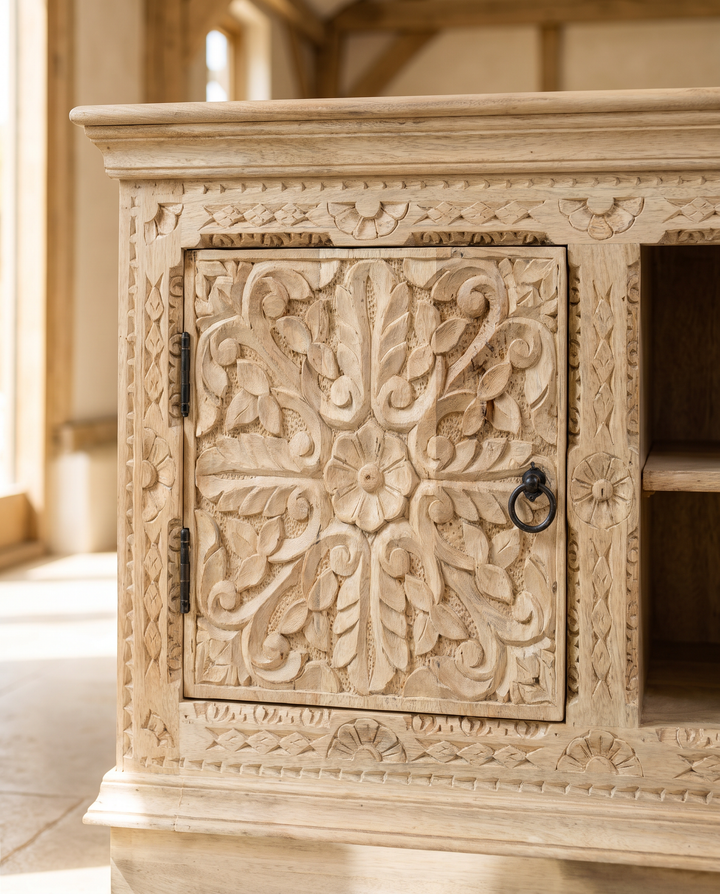 Hand-Carved Solid Mango Wood TV &amp; Media Unit – Light Natural Finish with Floral Doors