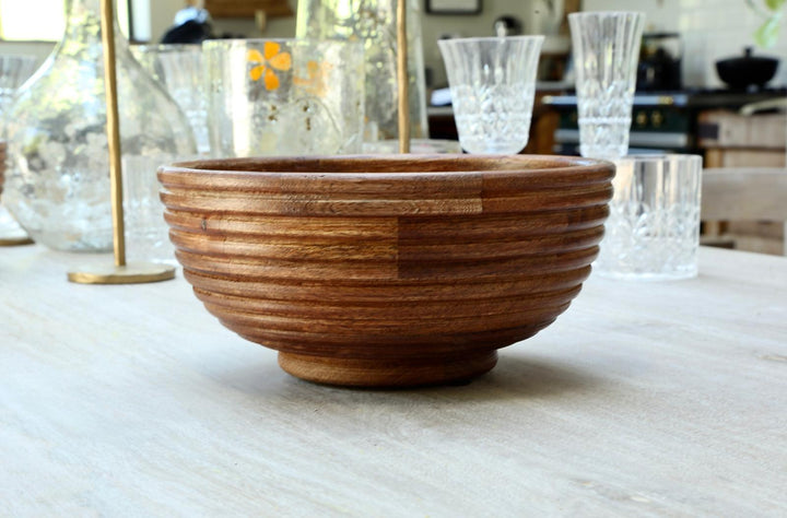 Set of 3 Hand-Carved Mango Wood Bowls – Ribbed Edge Design