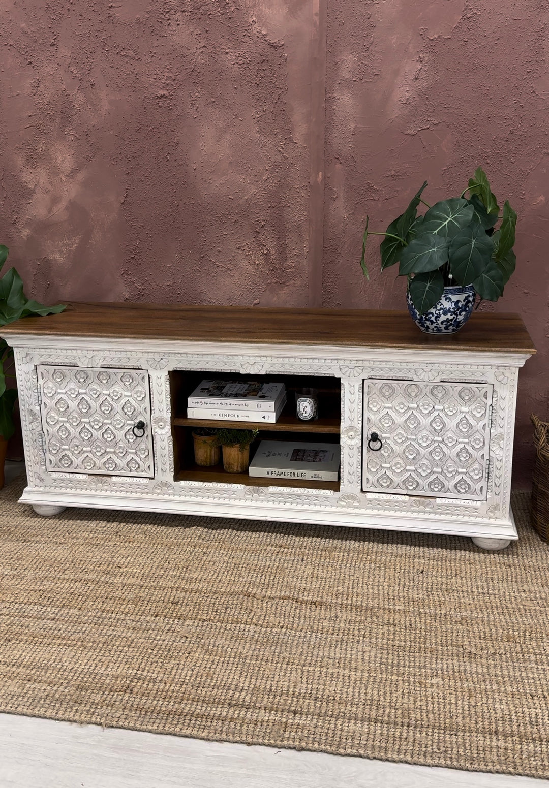 Hand-Carved Mango Wood TV / Sideboard Unit