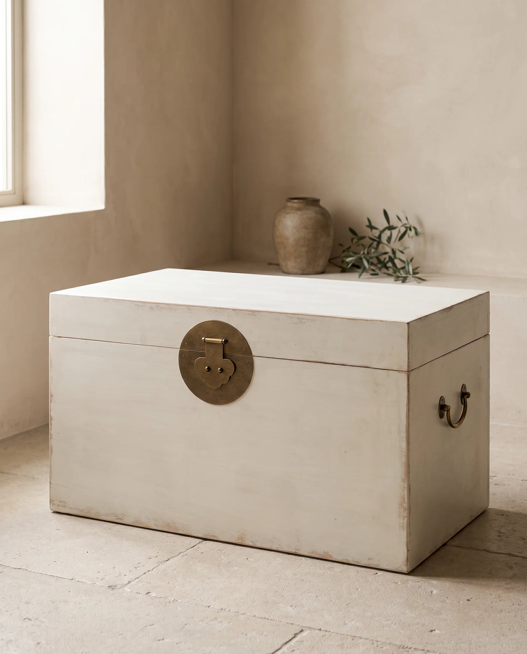 White Lacquered Pine Storage Box