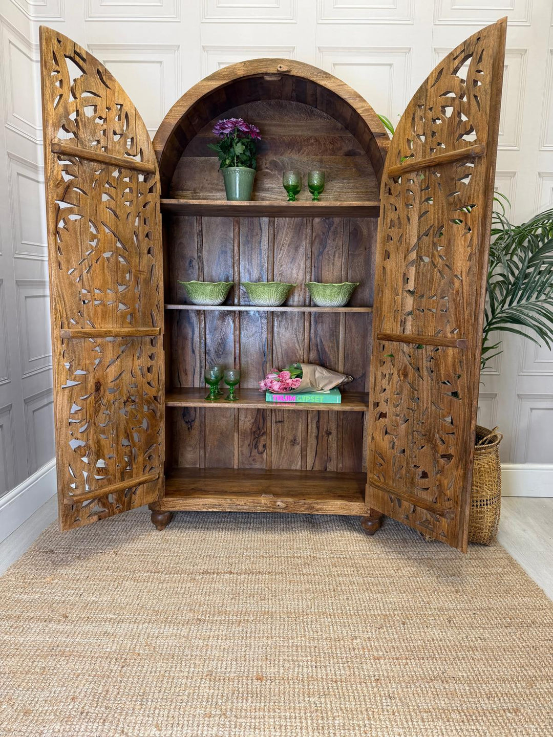 Arched Hand-Carved Mango Wood Armoire – Floral Openwork Design in Natural Finish