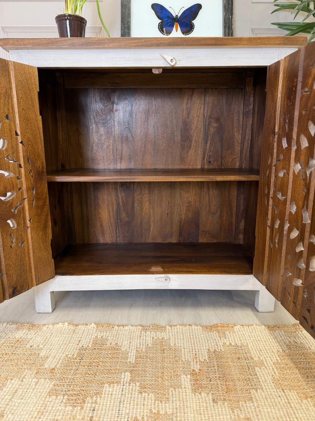 Whitewashed Hand-Carved Mango Wood Sideboard – Natural Top with Mandala Detailing