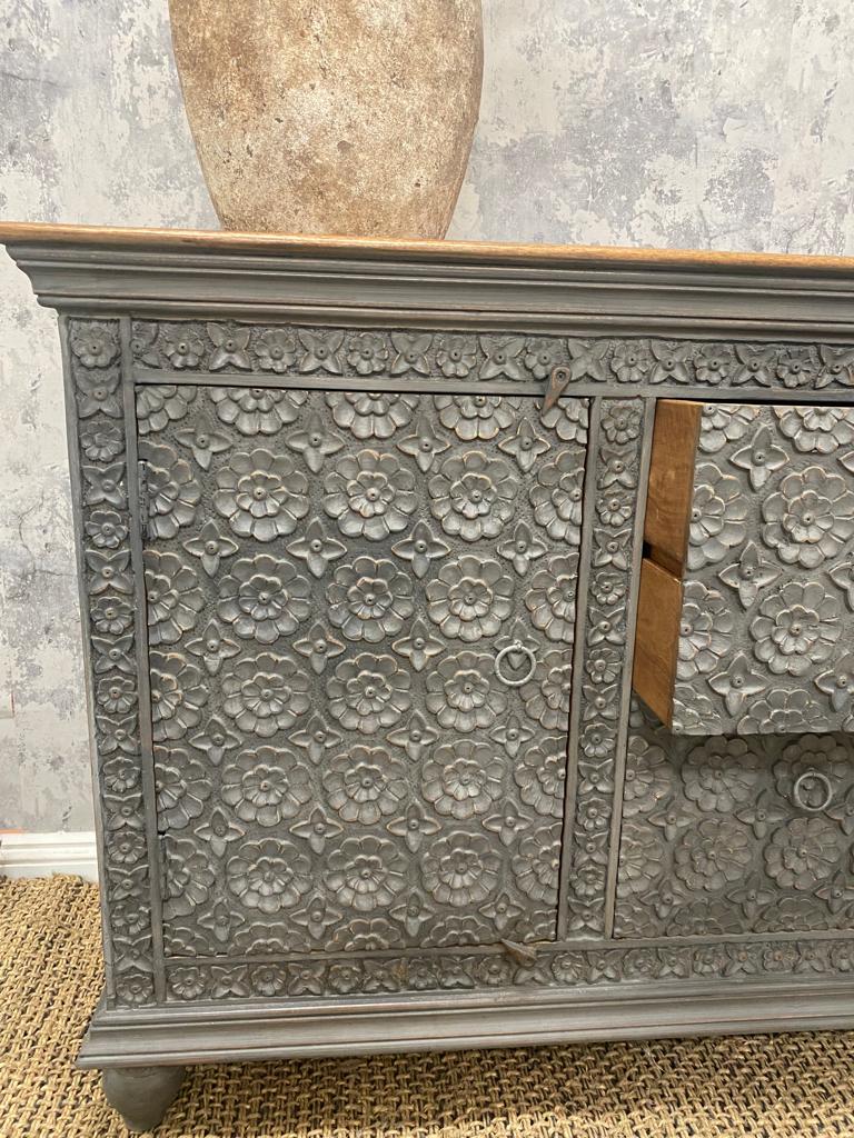 Hand Carved Sideboard with Ornate Flower Carvings in Grey
